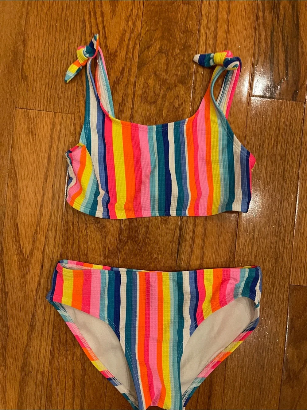 Cat & Jack Girl's 2-Piece Colorful Rainbow Stripe Swimsuit Bikini Size 8 medium